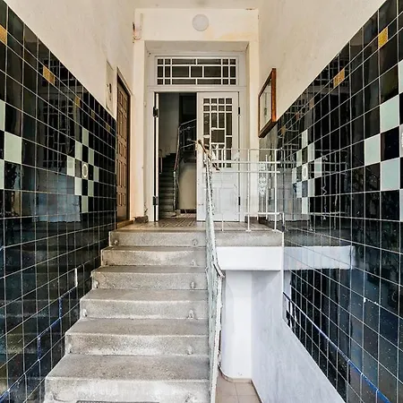 Apartment Modern In City Center