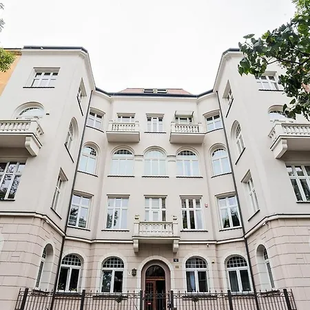 Modern In City Center Apartment Krakow